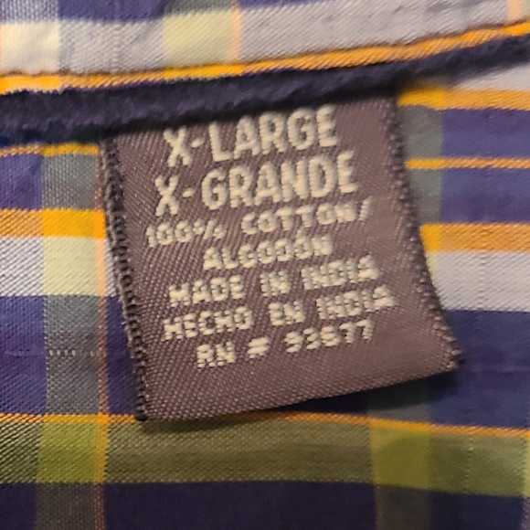 St. John's Bay Men's Classic Short Sleeve Button Down Shirt,  Size: XL - Picture 6 of 11